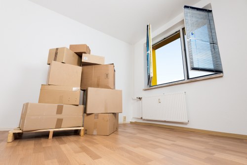 Screen-reader friendly self storage Watford webpage layout