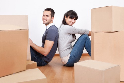 Local storage support for furniture and boxes during house moves in Watford
